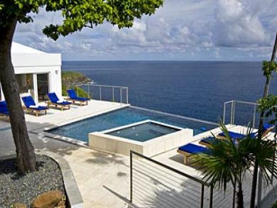 Impressive Contemporary Villa Ocean Views and Infinity Pool